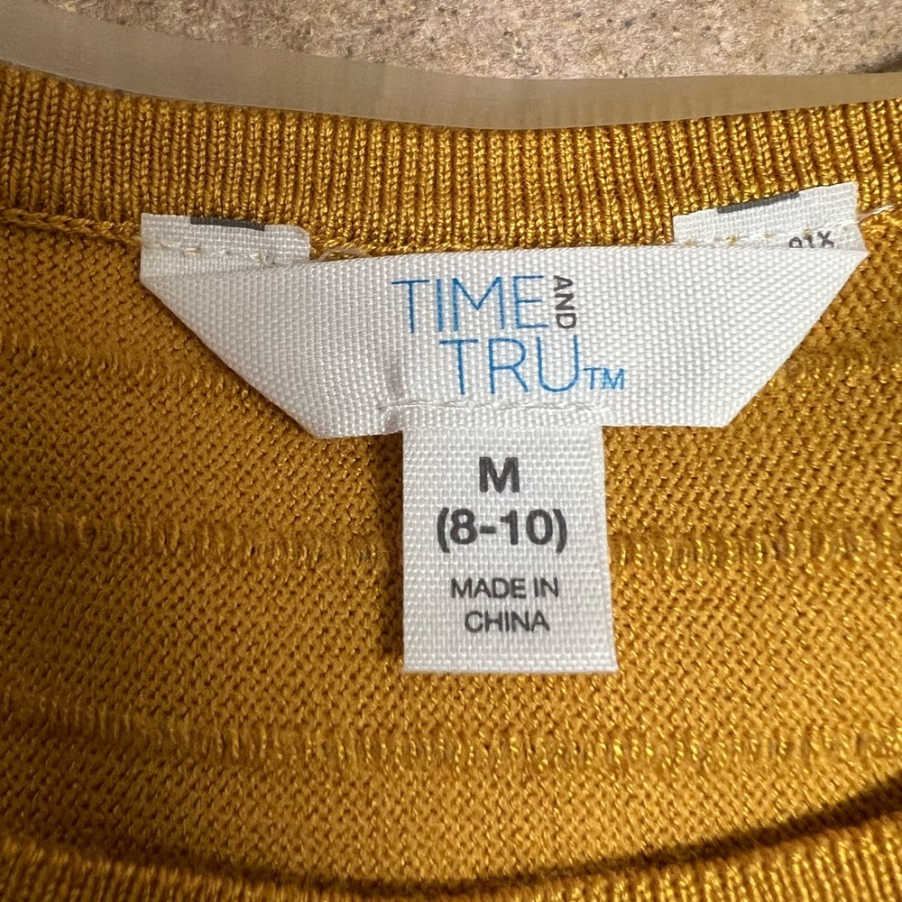 Sweater - Picture 4 of 5